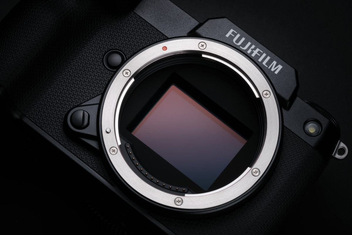 102 megapixels, 55mm diagonal