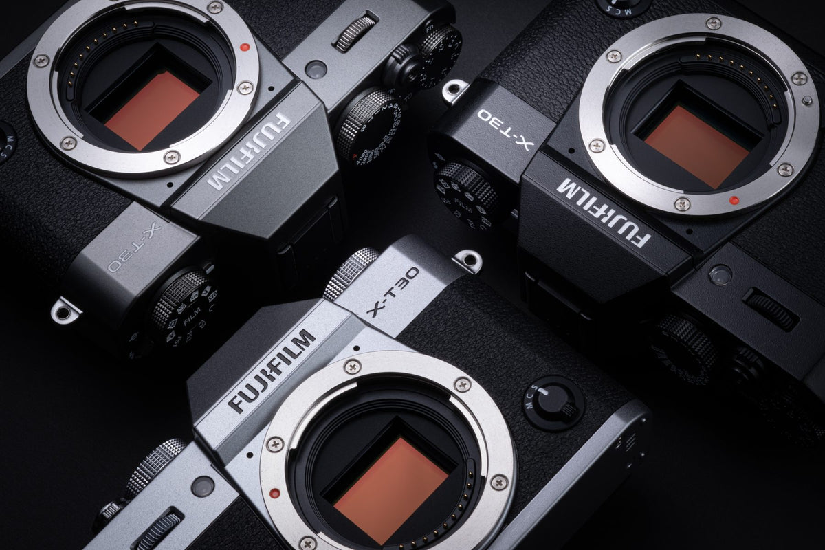 26.1 megapixels, fifth-generation processing