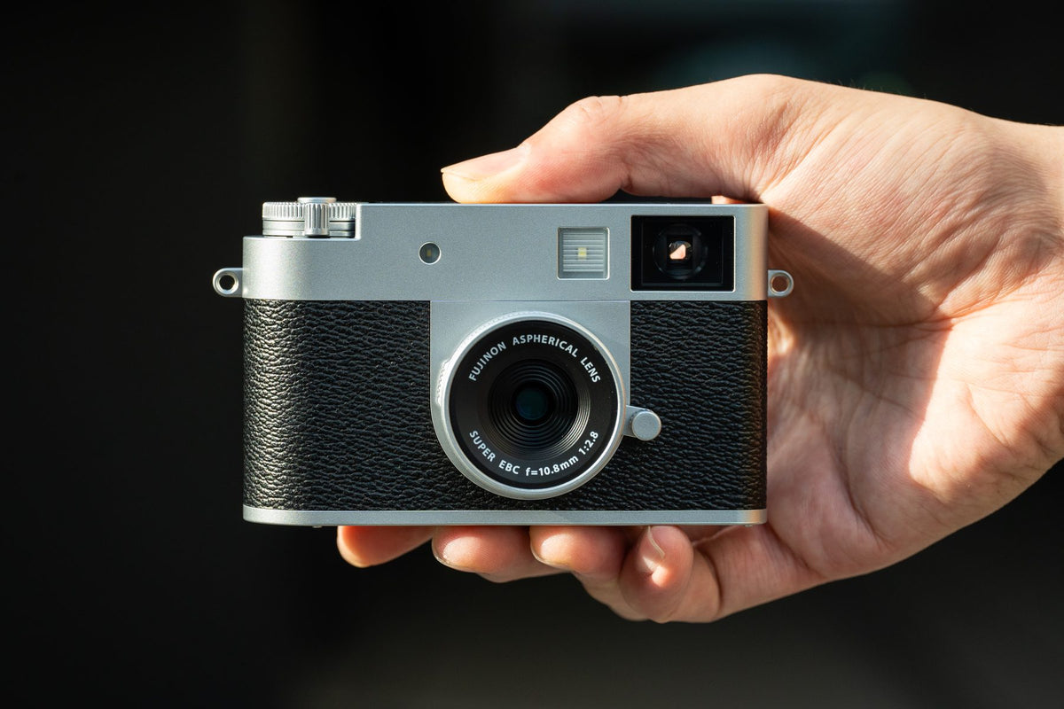 Photographed on FUJIFILM X-HF1